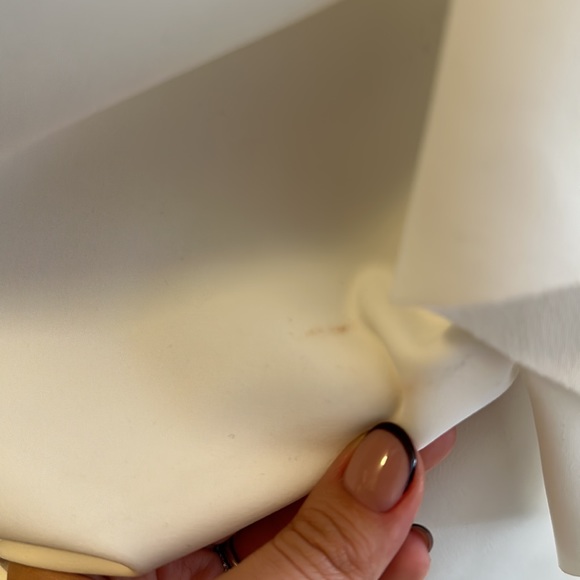 Chiara Boni La Petite Robe Off shoulder white midi dress. - Picture 7 of 9